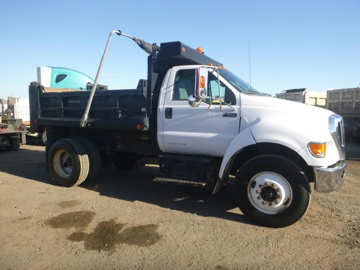 2015-ford-f750-image-2