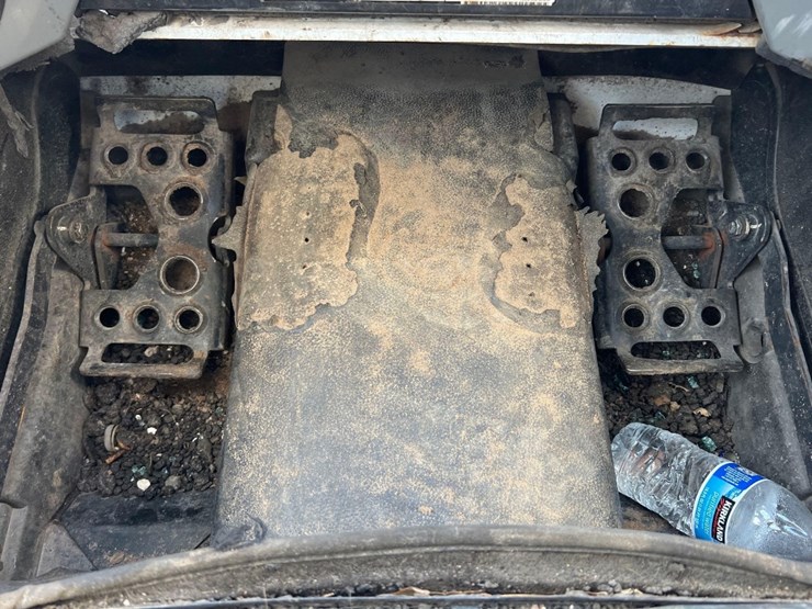 2019-bobcat-t450-image-34