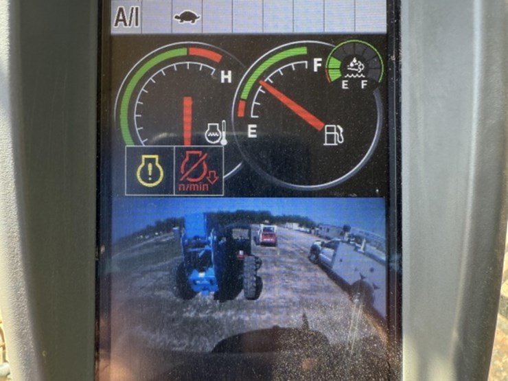 2018-deere-210g-lc-image-9