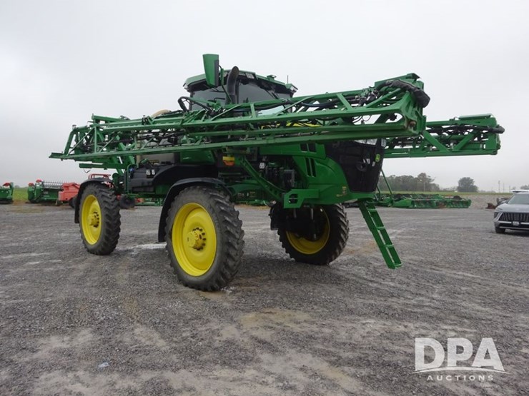 2022-john-deere-410r-image-12