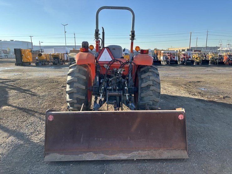2006-kubota-m6040-image-9
