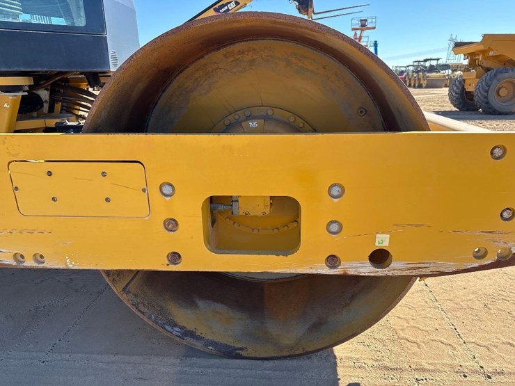 caterpillar-cs54b-image-11