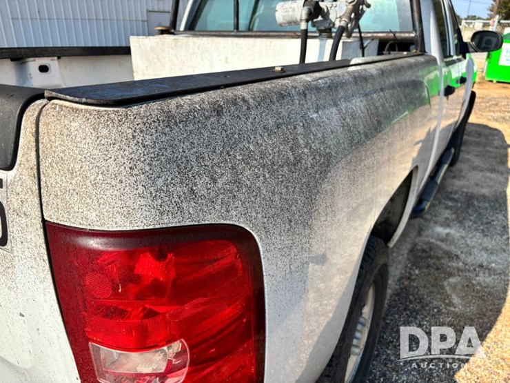 2009-chevrolet-silverado-2500hd-image-41