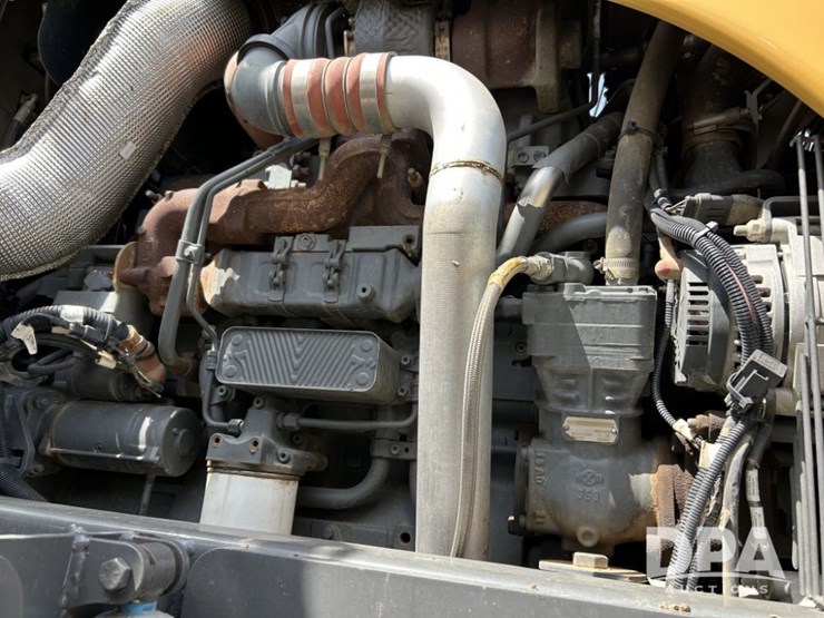 2018-ag-chem-rg1300b-image-7