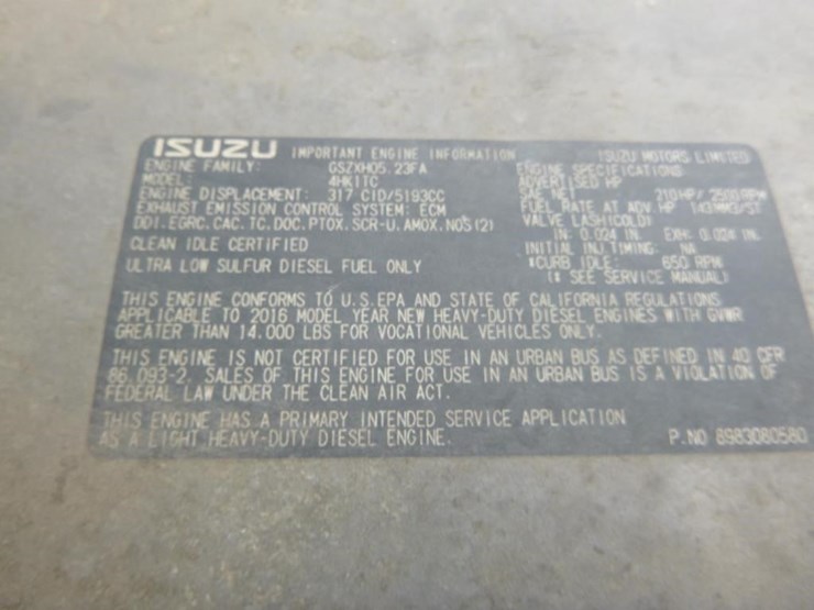 2017-isuzu-nqr-image-19