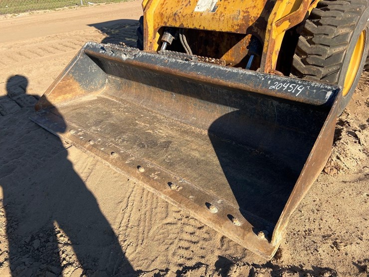 caterpillar-272d2-image-14