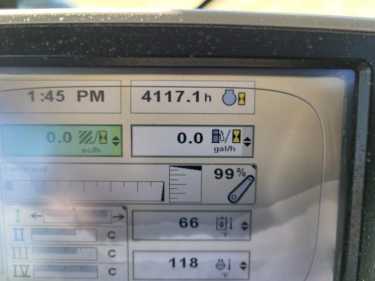 2011-john-deere-8235r-image-71