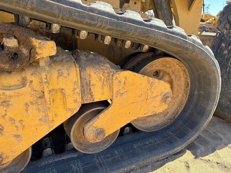 caterpillar-259d-image-16