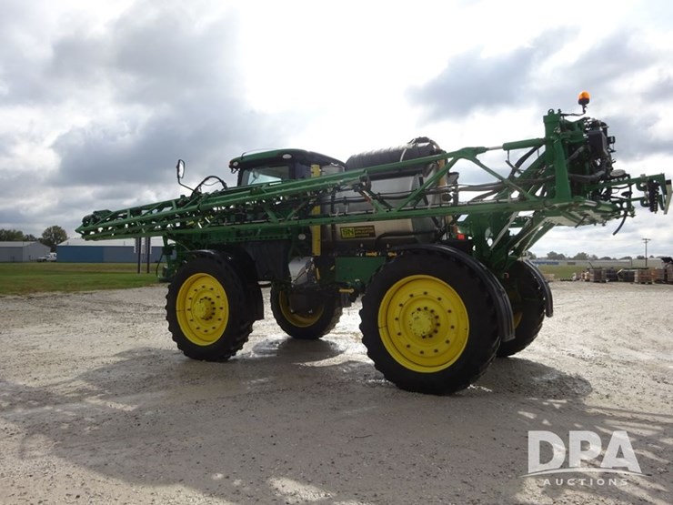 2021-john-deere-r4045-image-23