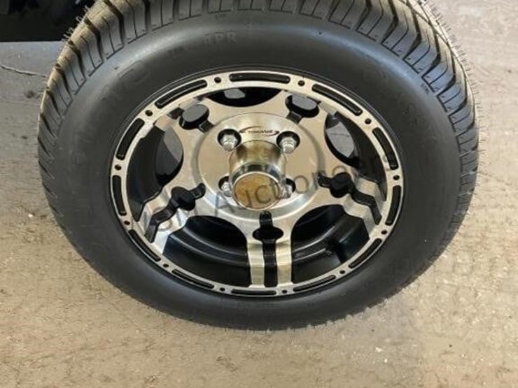 2013-ez-go-freedom-rxv-golf-cart-image-18