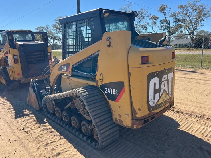 caterpillar-247b3-image-2