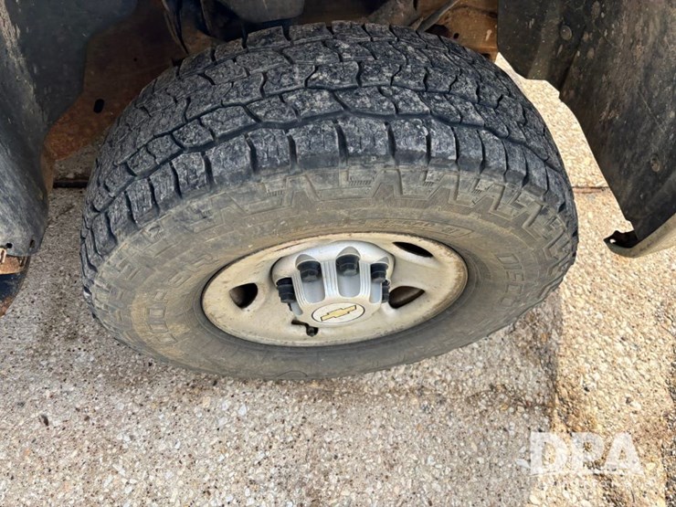 2009-chevrolet-silverado-2500hd-image-44