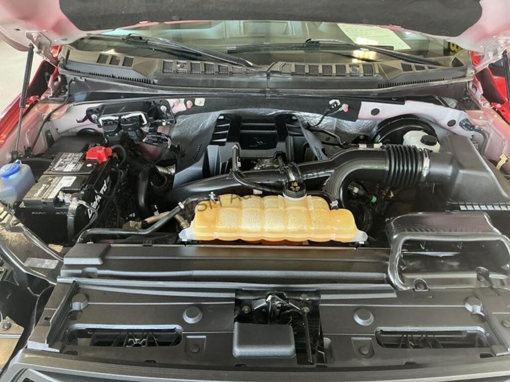 2016-ford-f150-image-12