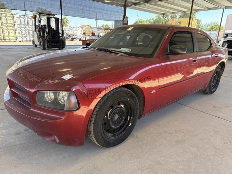 2006-dodge-charger-sdn-image-4