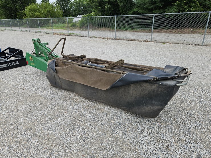 john-deere-275-image-5