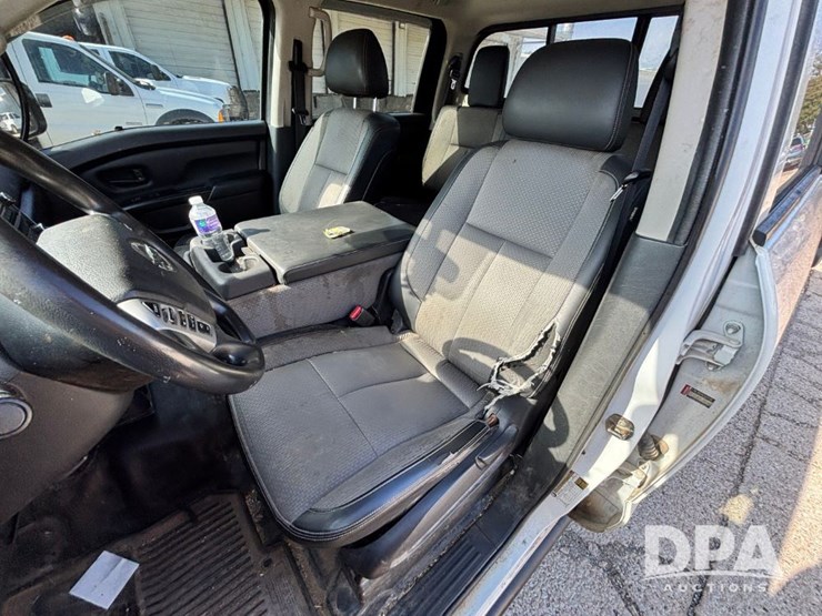 2018-nissan-titan-image-73