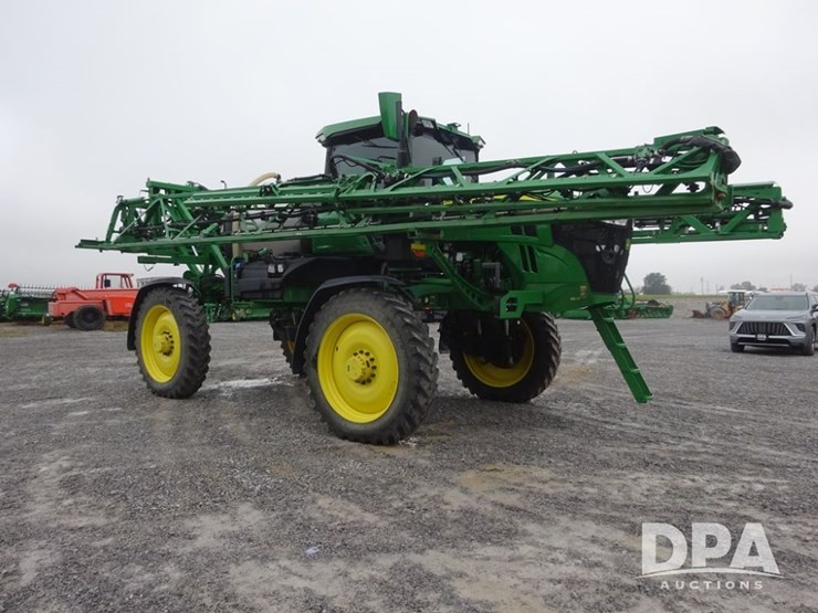 2022-john-deere-410r-image-13