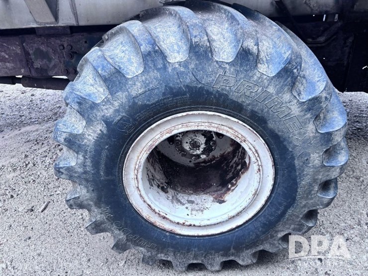 2001-freightliner-fld112-image-31