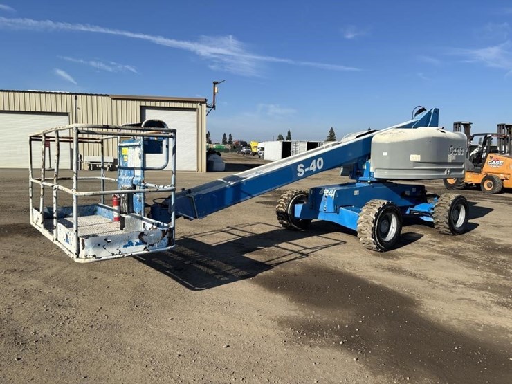 2013-genie-s40-image-1