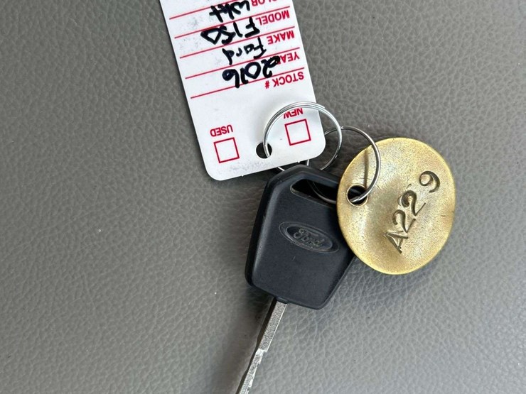 2016-ford-f150-image-23