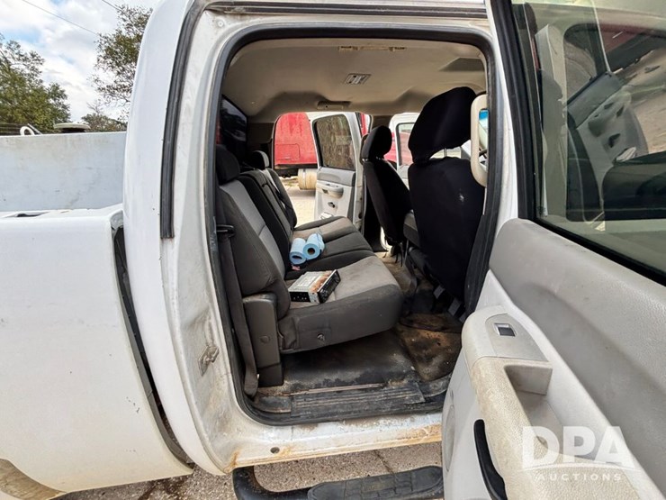 2009-chevrolet-silverado-2500hd-image-59