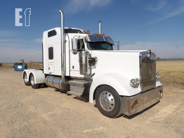 2005-kenworth-w900l-image-7