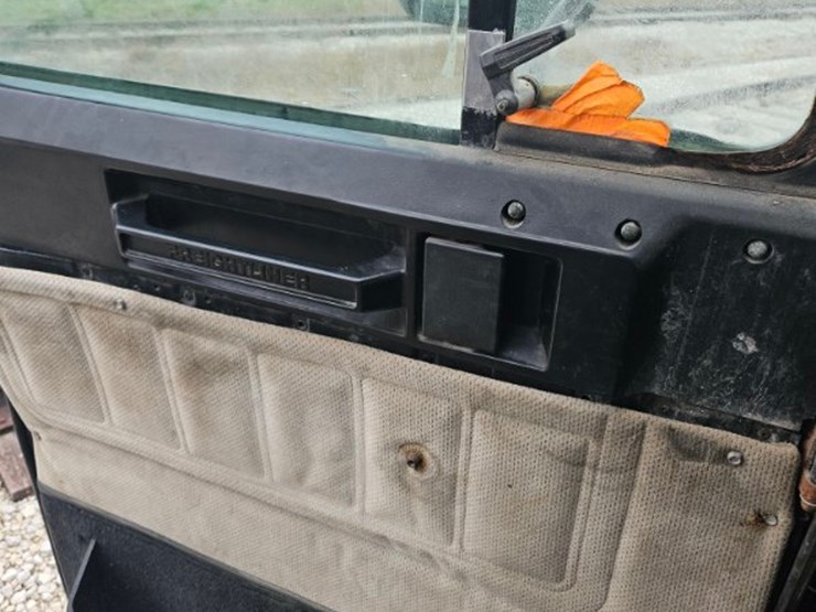 1999-freightliner-fld120-image-29