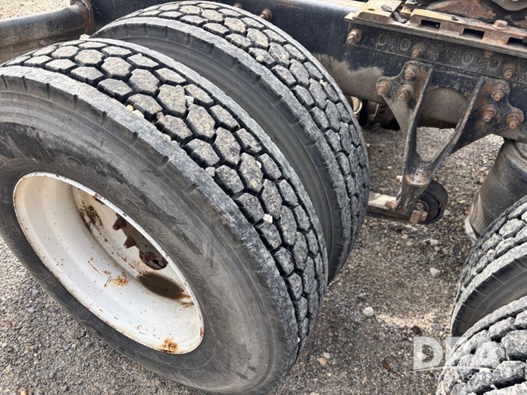 2005-international-9200i-image-44