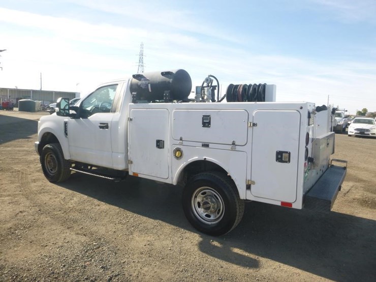 2019-ford-f250-image-4