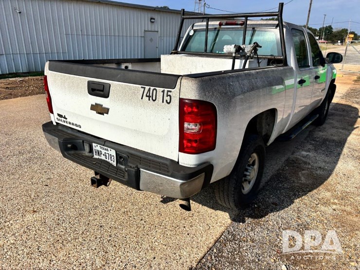 2009-chevrolet-silverado-2500hd-image-8