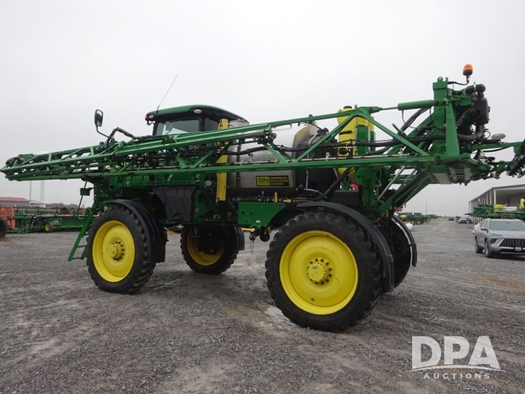 2021-john-deere-r4038-image-23