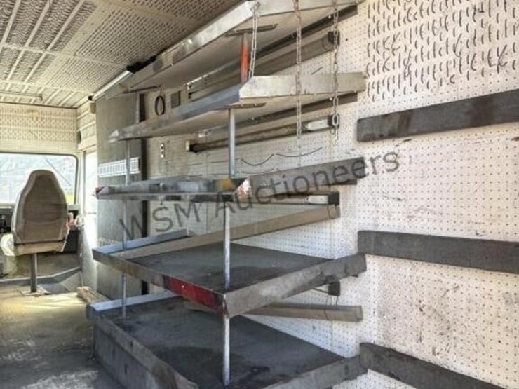 1994-chevrolet-p30-image-19