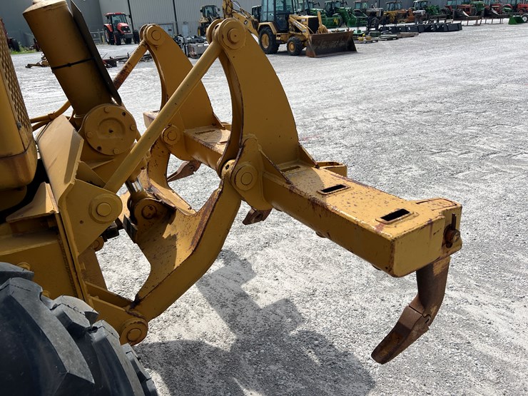 caterpillar-12e-image-11