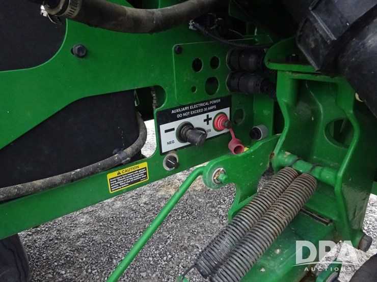 2022-john-deere-410r-image-110