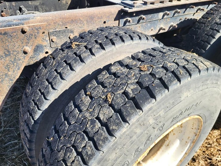 2004-mack-granite-cv713-image-29