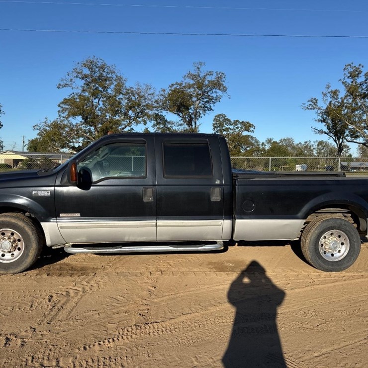 2003 FORD F350 XLT