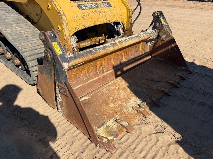 caterpillar-247b3-image-15