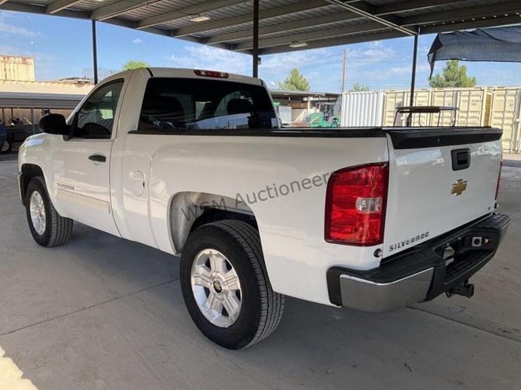 2013-chevrolet-silverado-1500-image-5