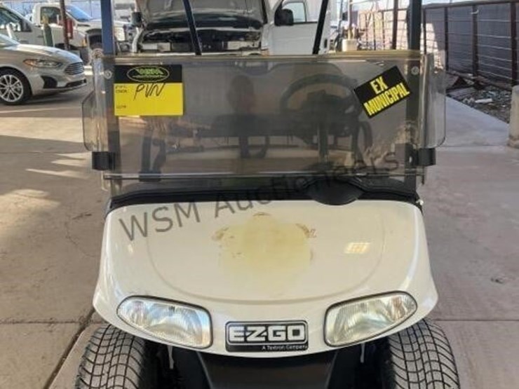2013-ez-go-freedom-rxv-golf-cart-image-3