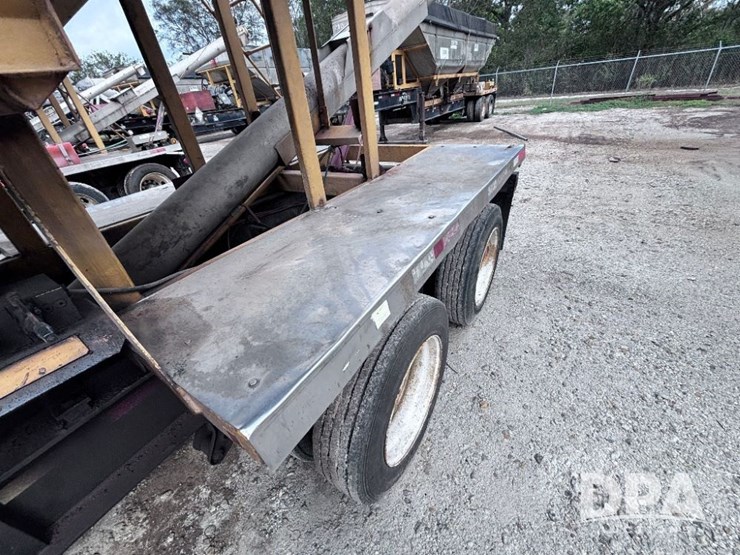 2004-magnolia-trailer-image-23