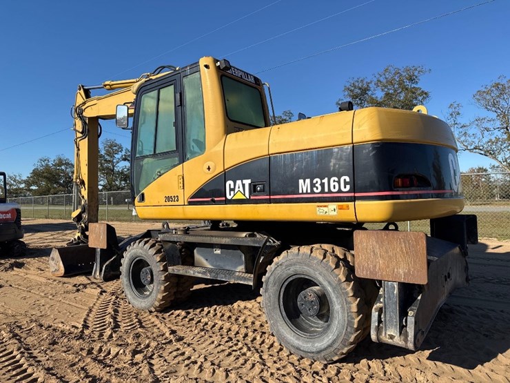 caterpillar-m316c-image-8