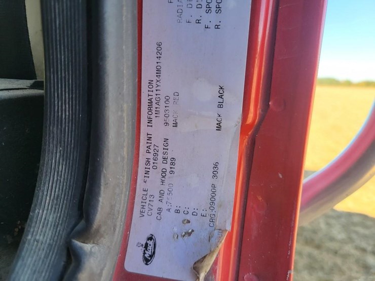 2004-mack-granite-cv713-image-50