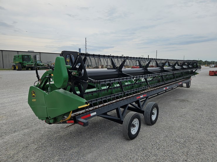 2009-john-deere-635f-image-13