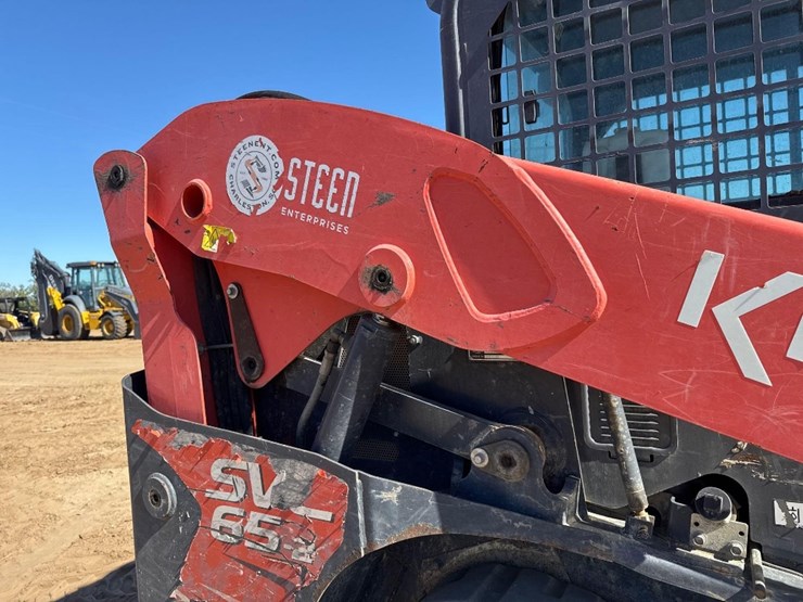 kubota-svl65-2-image-19