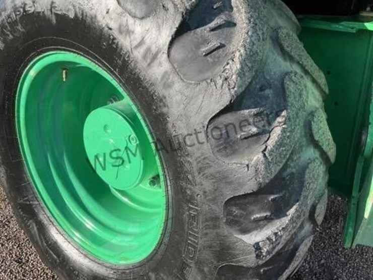 2018-deere-310l-ep-image-8