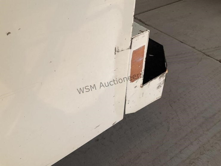 2005-chevrolet-2500hd-image-10