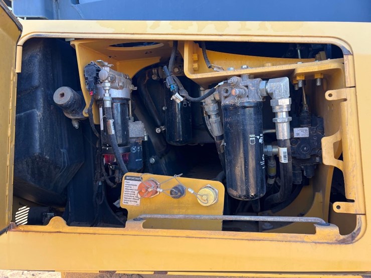 deere-450k-lgp-image-24