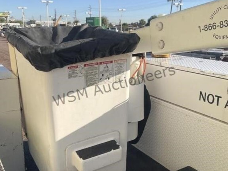 2015-ford-f550-image-12