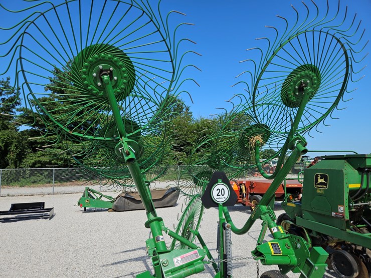 2021-frontier-wr0008-image-3