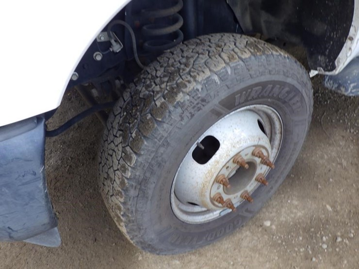 2016-ford-f350-image-11